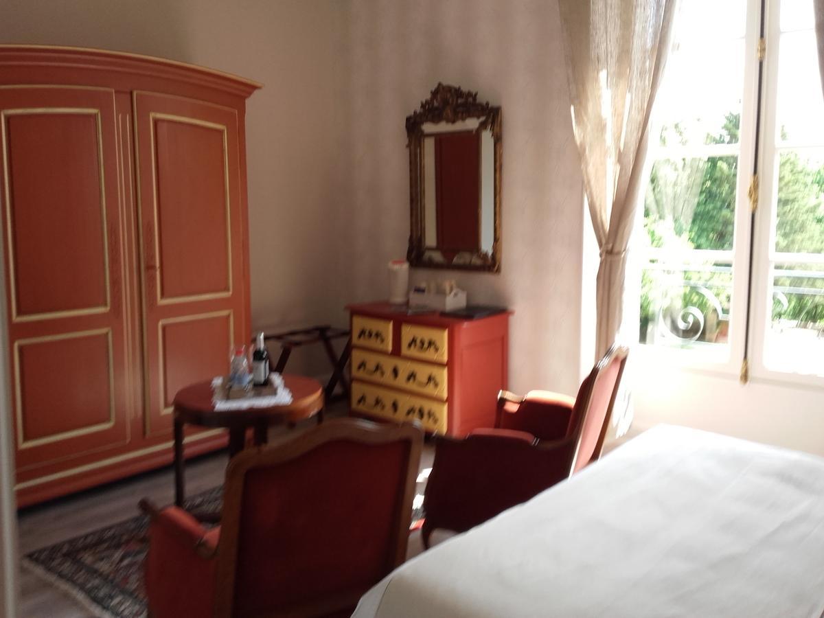 Chateau De Rouffiac Bed & Breakfast Duravel Dış mekan fotoğraf